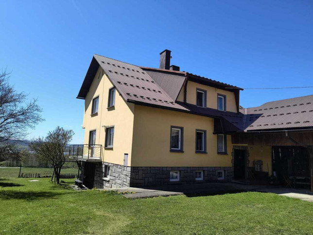 Dom Sprzedaż Maniowy Adama Mickiewicza 21